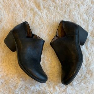 raina black burnished nubuck